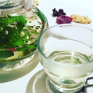 穏やかに過ごすためのハーブティ